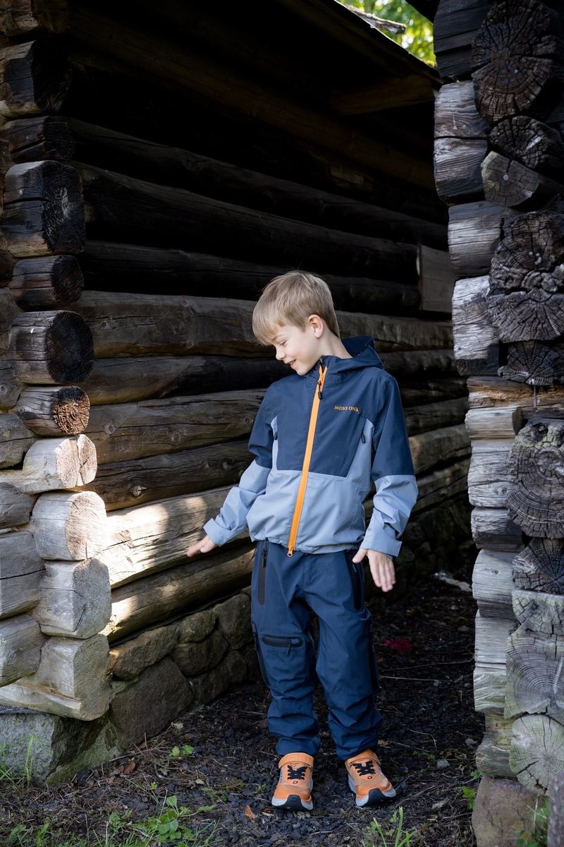 Move On Lyngseidet  Vanntett Turbukse Midnight Barn